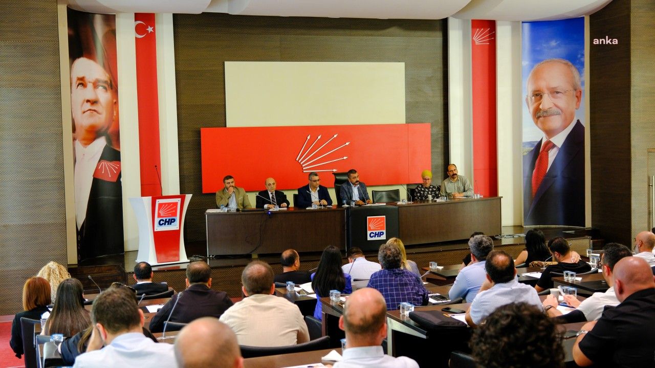 CHP'de mahalli idareler seçimine yönelik "Yerel Yönetimler Medya Çalıştayı" düzenlendi