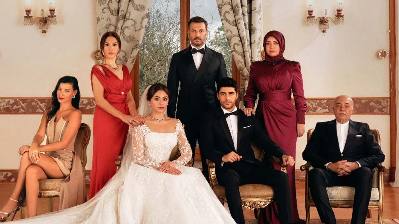 Kızılcık Şerbeti dizisi için Cannes’da gece düzenlenecek