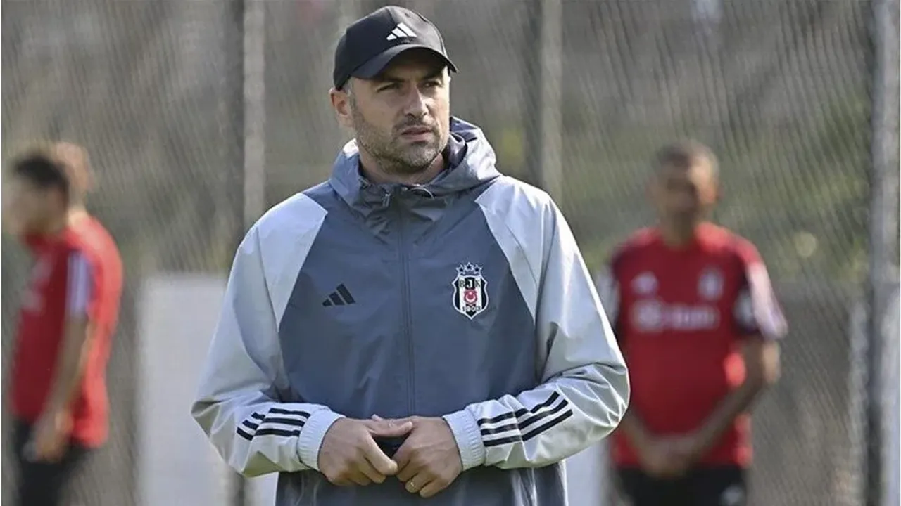 Beşiktaş'ta İstanbulspor maçında Burak Yılmaz teknik direktör