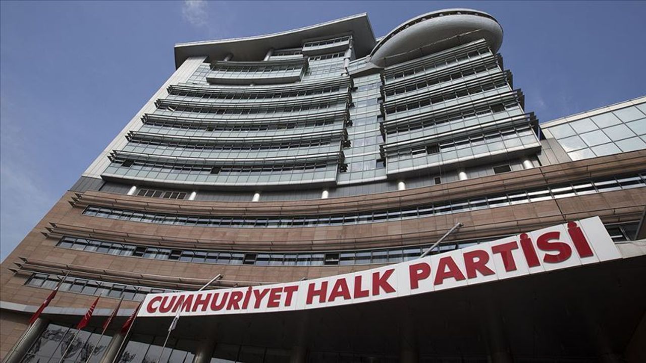 CHP Hakkari İl Başkanı Nazım Demir görevinden istifa etti