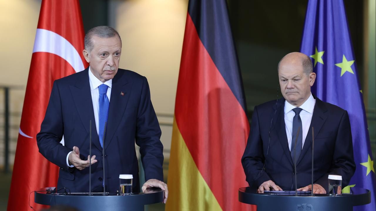 Erdoğan'dan Almanya'ya: Biz Holokost cenderesinden geçmedik, İsrail’e borçlu olsaydık bu kadar rahat konuşamazdık