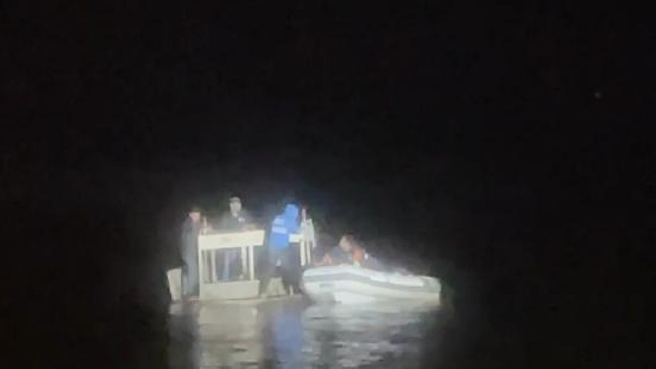 Batman’da tekne su aldı: Yüzme bilmeyen 3 kişi kurtarıldı