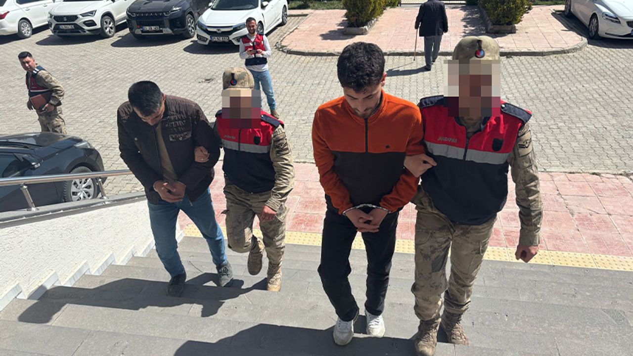 Bitlis'te 4 göçmen organizatörü tutuklandı