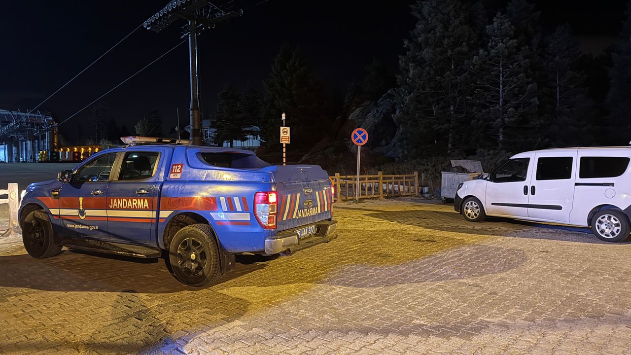 Uludağ'da ormanda kaybolan 2 kişi bulundu