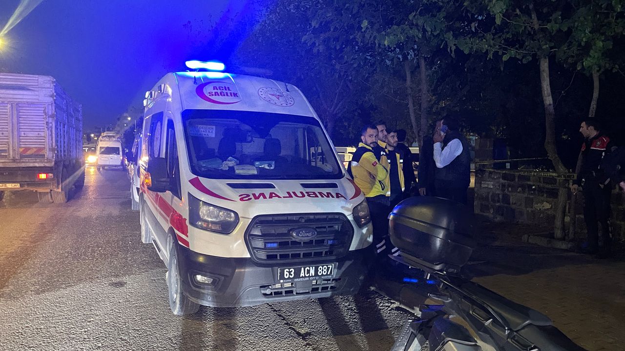 Cami bahçesine gömülmüş bebek cesedi bulundu