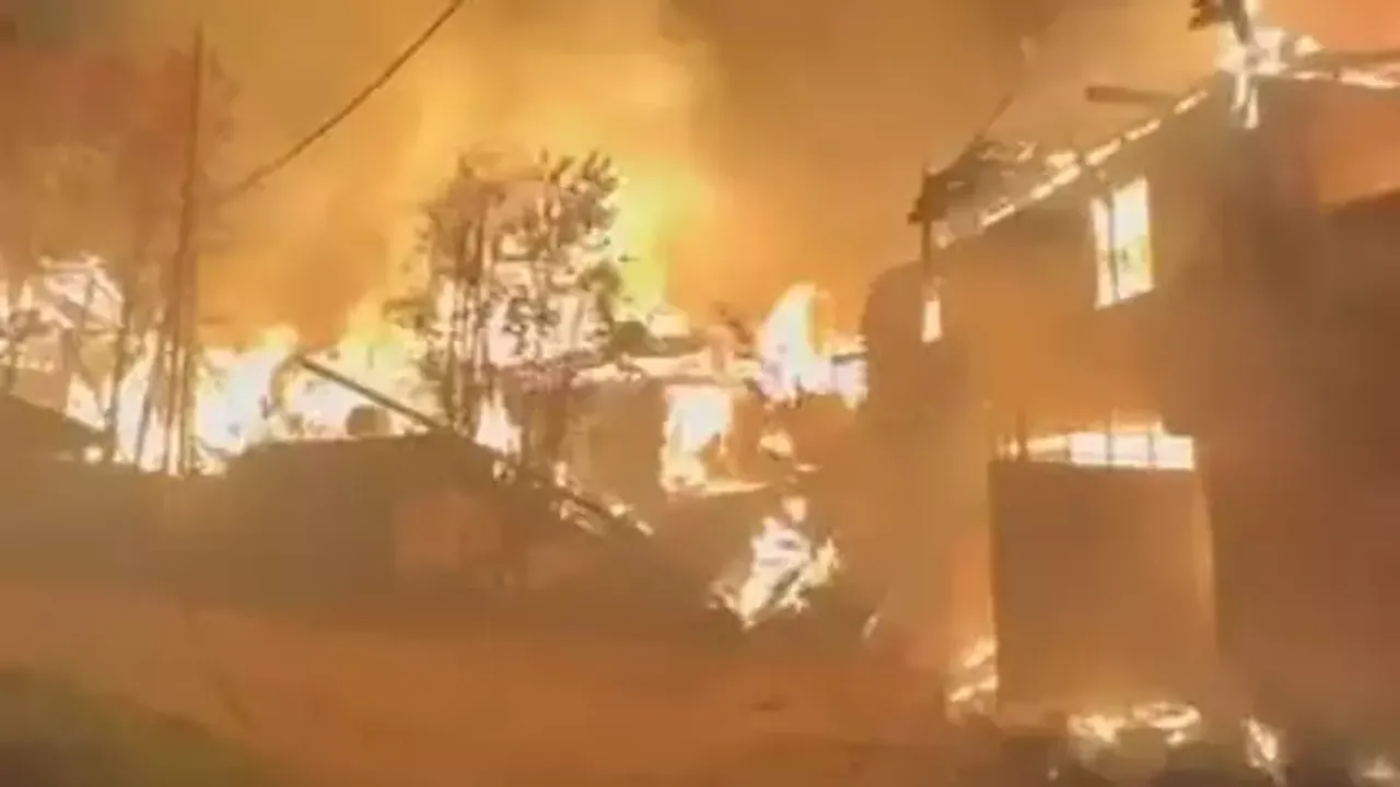 Çankırı'da yangın; 6 ev kullanılamaz hale geldi