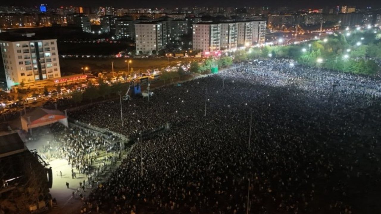 Koma Amed'den memleketi Diyarbakır’da 30 yıl sonra konser