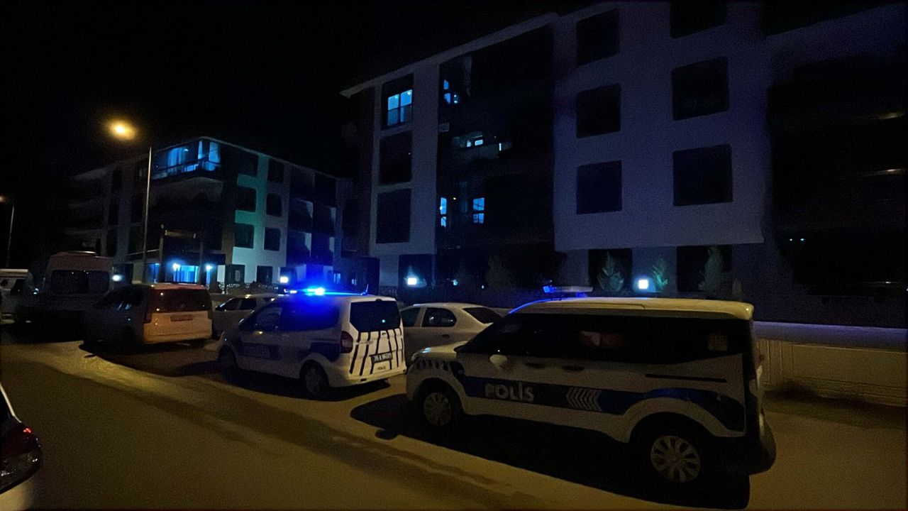 İzmir'de kan donduran olay: Anne, baba ve oğulları öldürülmüş halde bulundu