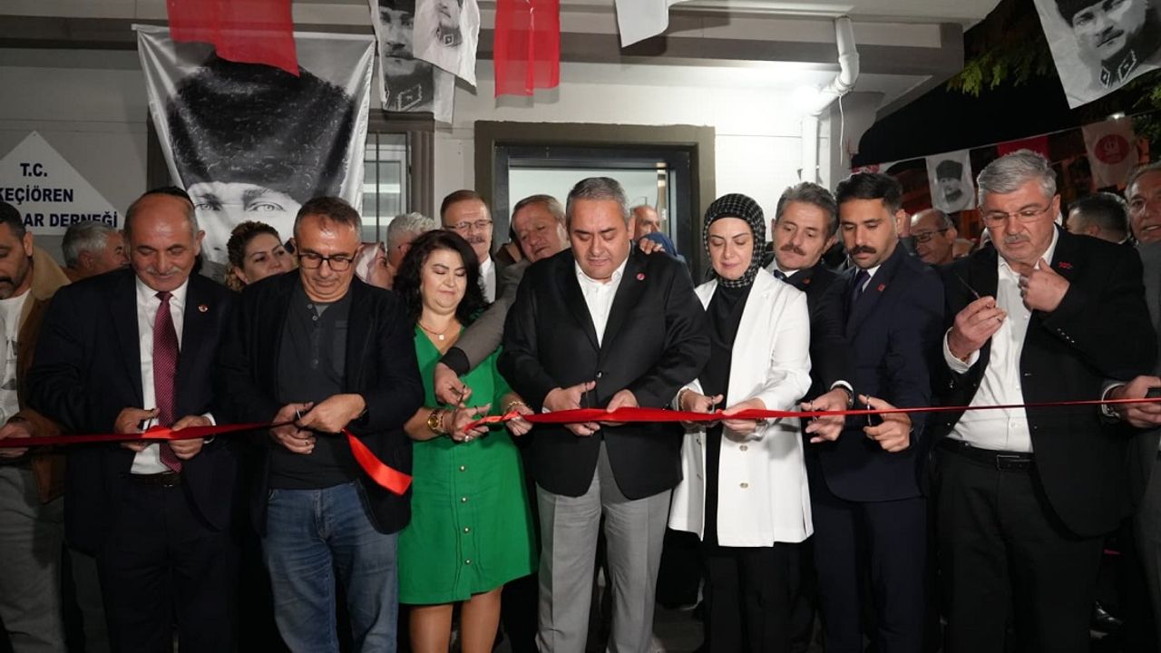 Keçiören’de muhtarlara özel hizmet binası açıldı