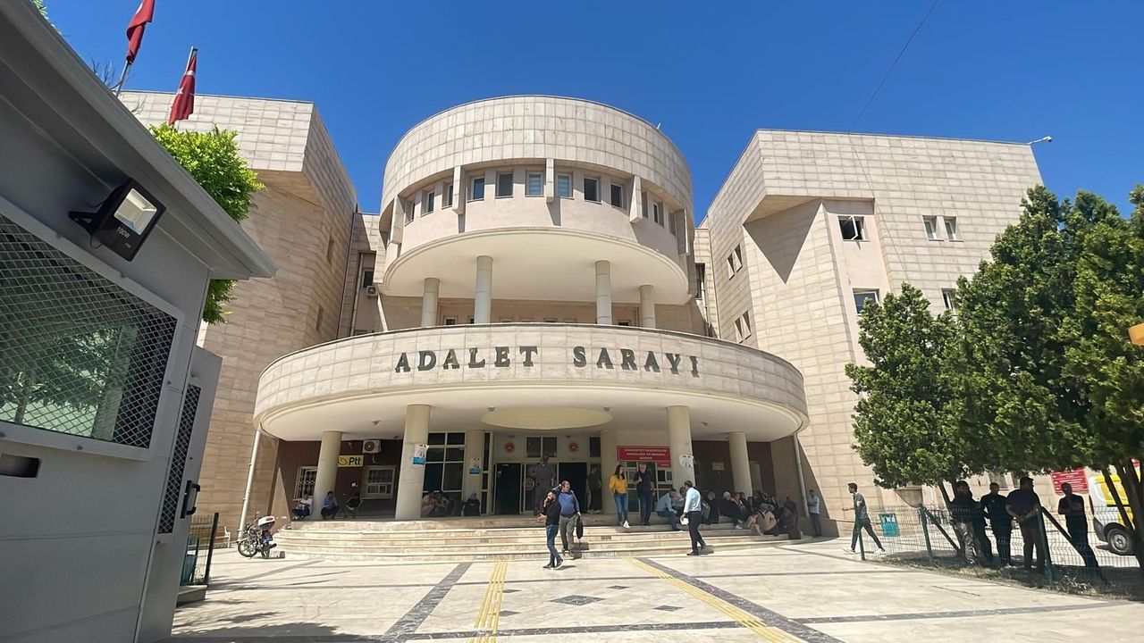 Öğrencinin yüzünde sigara söndüren temizlik görevlisi tutuklandı