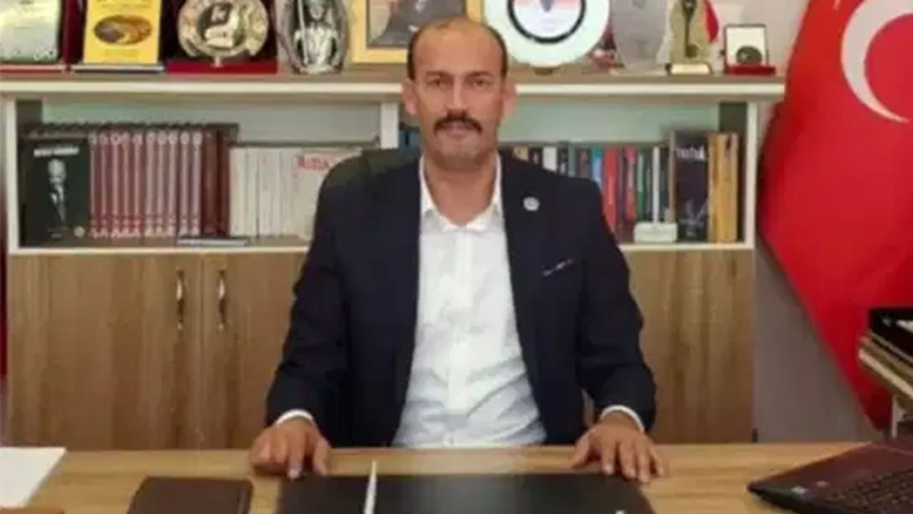 Polise yumruk attığı iddia edilen MHP'li isim görevden alındı