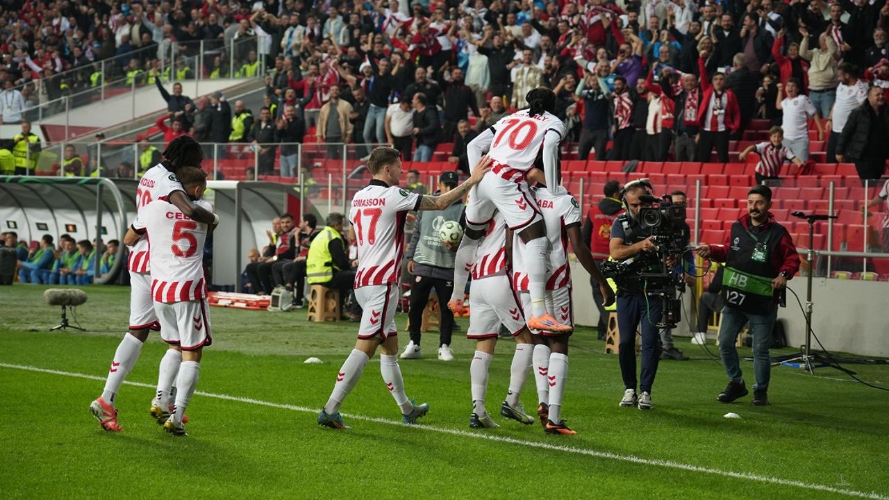Samsunspor, Avrupa’da ön elemeler hariç ilk 2 maçını gol yemeden kazanan ilk Türk takımı oldu