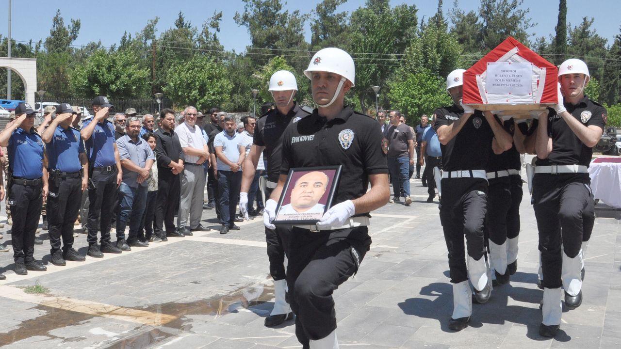 Karaciğer nakli olan polis memuru hayatını kaybetti