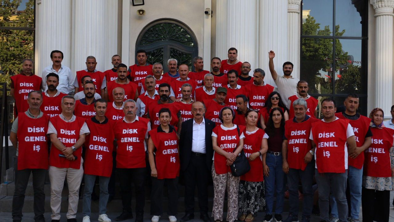 Van’da kayyımın işten çıkardığı işçilerin eylemi 351’inci gününde