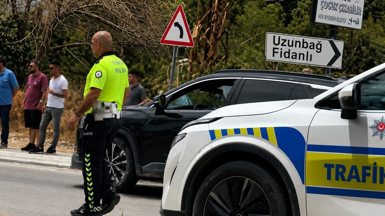Taziyeye giderken otomobilin çarptığı kadın öldü
