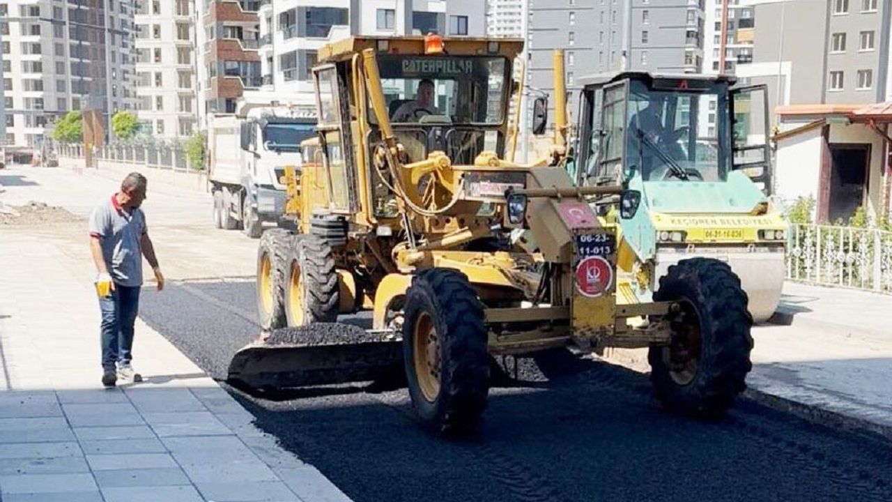 Keçiören Belediyesi’nden ilçe genelinde yol ve kaldırım seferberliği