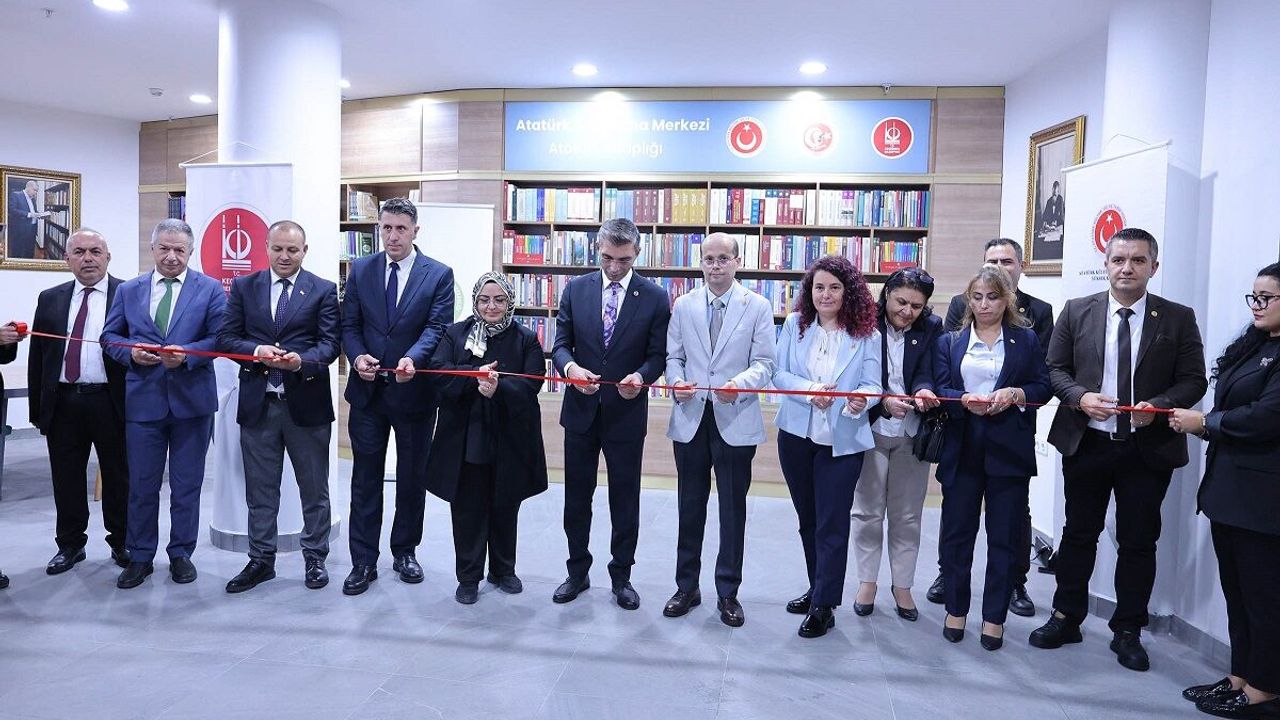 Keçiören’de Atatürk Kitaplığı açıldı: 567 eser okuyucularla buluştu