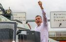 Özgür Özel'in İzmir'de miting yapacağı meydan kapatıldı, TOMA'lar getirildi