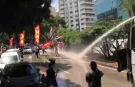 Özgür Özel'in İzmir'de miting yapacağı meydanda CHP'lilere polis müdahalesi!