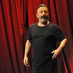 Komedyen Cem Yılmaz hastaneye kaldırıldı!