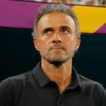 PSG, teknik direktör Luis Enrique'nin sözleşmesini uzattı