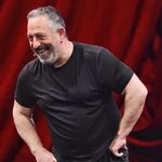 Cem Yılmaz'ın yeni imajı sosyal medyanın diline düştü!