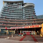 İddia: 12 milletvekili Yeni Parti'den CHP'ye dönecek!