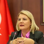 Fatma Kaplan Hürriyet, CHP plakalı makam aracını satışa çıkardı