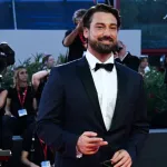 Alp Navruz, 'En İyi Uluslararası Erkek Oyuncu' ödülünü aldı