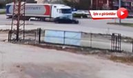 TIR'ın çarptığı otomobili metrelerce sürüklediği kaza kamerada