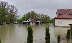 Bosna Hersek'te sel olayı meydana geldi: Yüzlerce ev ve iş yerini su bastı