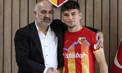 Kayserispor, Muhammed Eren Arıkan'ın sözleşmesini 3 yıllığına uzattı