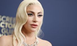 Lady Gaga sevgilisi Michael Polansky ile nişanlandı