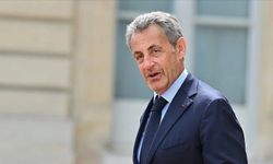 Sarkozy, yolsuzlukla yargılandığı telekulak davasında hapis cezasına çarptırıldı