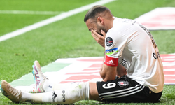 Cenk Tosun’dan kötü haber