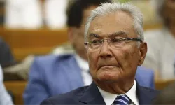 Deniz Baykal kimdir?