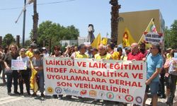 İzmir’de okullara yapılan din görevlisi ataması protesto edildi