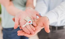 Parayı ev sahibinin eşine ödeyen kiracı kirası ödenmemiş sayıldı tahliye edildi