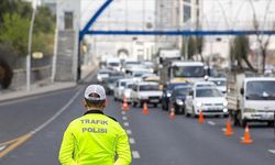 İzmir'de pazar günü bazı yollar trafiğe kapatılacak