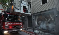 Sultanahmet'teki otelde çıkan yangın söndürüldü