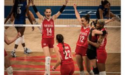  A Milli Kadın Voleybol Takımı yarı finale yükseldi