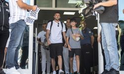 Beşiktaş'ın transfer görüşmelerine başladığı Ante Rebic, İstanbul'a geldi