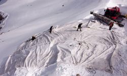 İsviçre'de eriyen dağ buzulunda 1986 yılında kaybolan bir dağcının kalıntıları bulundu