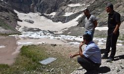 Hakkari'de kaybolan 2 kişiyi arama çalışmaları devam ediyor