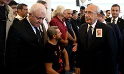 Kılıçdaroğlu, Tuncay Özkan'ın annesinin cenaze törenine katıldı