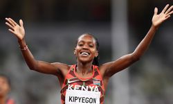 Kenyalı atlet Kipyegon, kadınlar 1 milde dünya rekoru kırdı