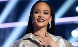 Rihanna Spotify’da ilk kadın müzisyen unvanının sahibi oldu