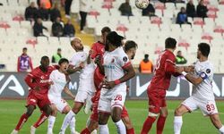 Sivasspor hazırlık maçında Antalyaspor'u 2-0 mağlup etti