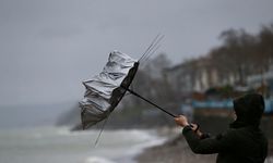 Meteoroloji, kıyı Ege ve Marmara’nın batısını uyardı: Kuvvetli sağanak ve fırtına geliyor