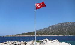 Bodrum'da ada ve koylara bayrak çalışması